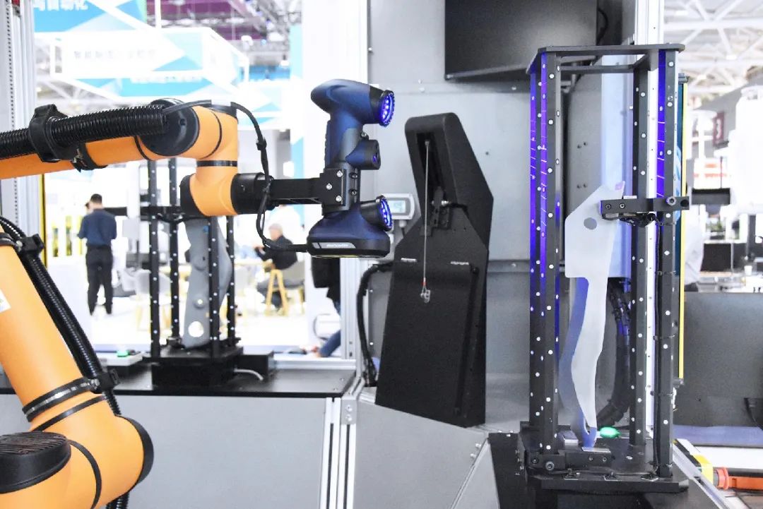 AutoMetric智能在線檢測系統(tǒng) AutoMetric智能在線檢測系統(tǒng)